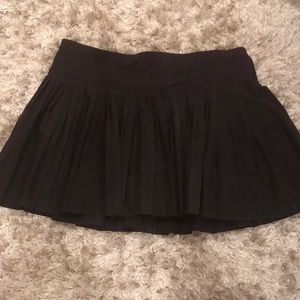 Lululemon pleat to street skirt